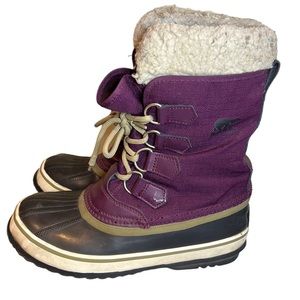 Sorel women’s winter boots size 6 purple‎ black